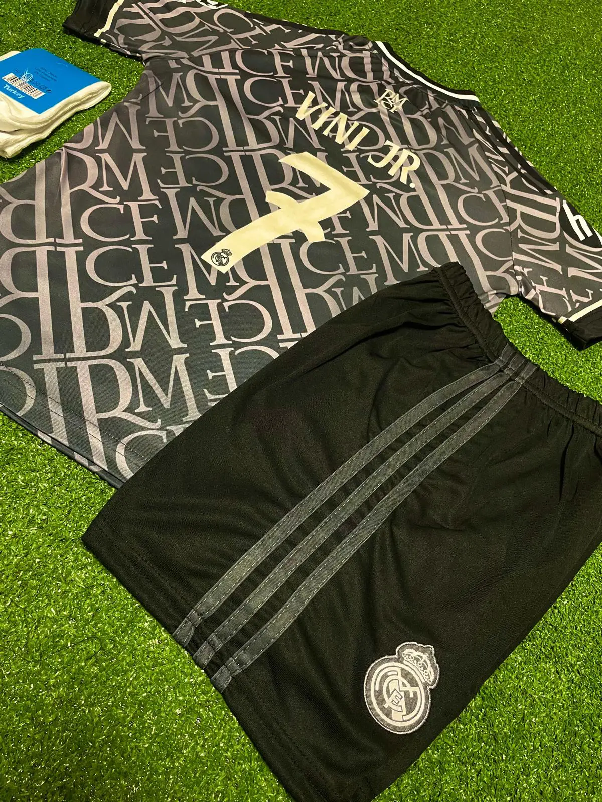 Real Madrid Çocuk VINI JR.  Forması