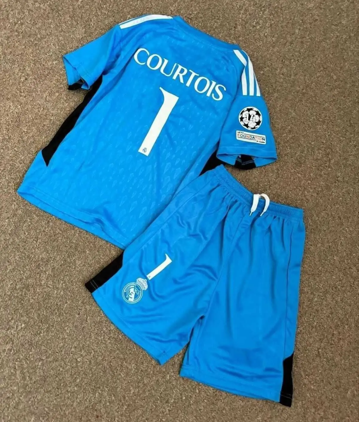 Real Madrid Çocuk COURTOIS forması