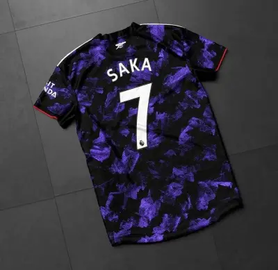 Arsenal SAKA Forması