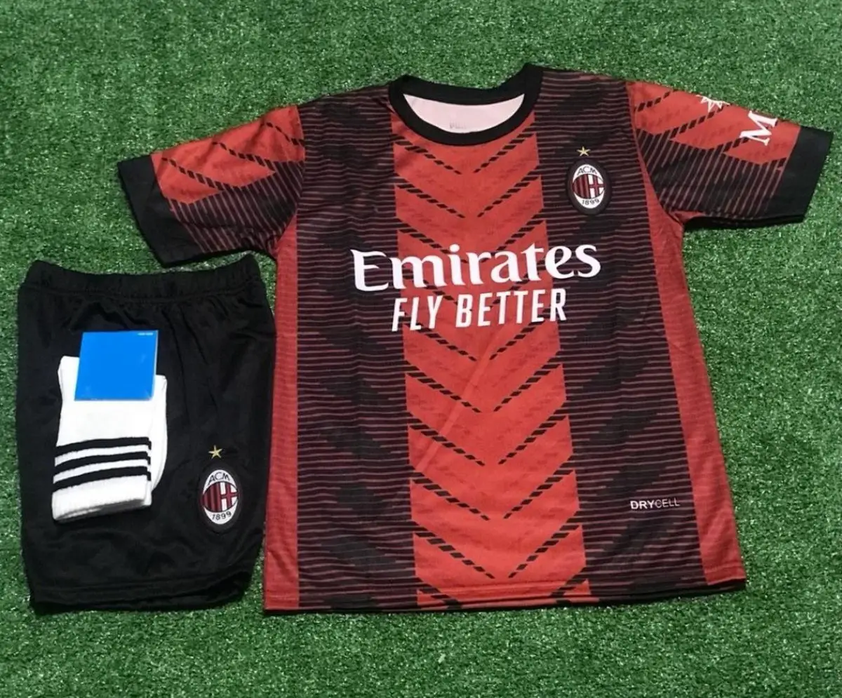 Milan Çocuk Forması DAFA LEAO