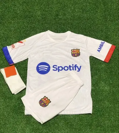 Barcelona Çocuk Forması GÜNDOĞAN