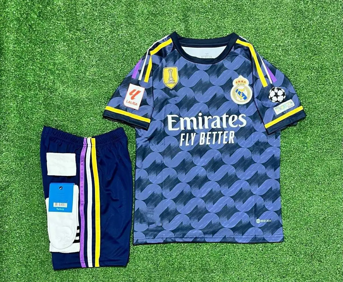 Real Madrid Çocuk VINI JR. forması