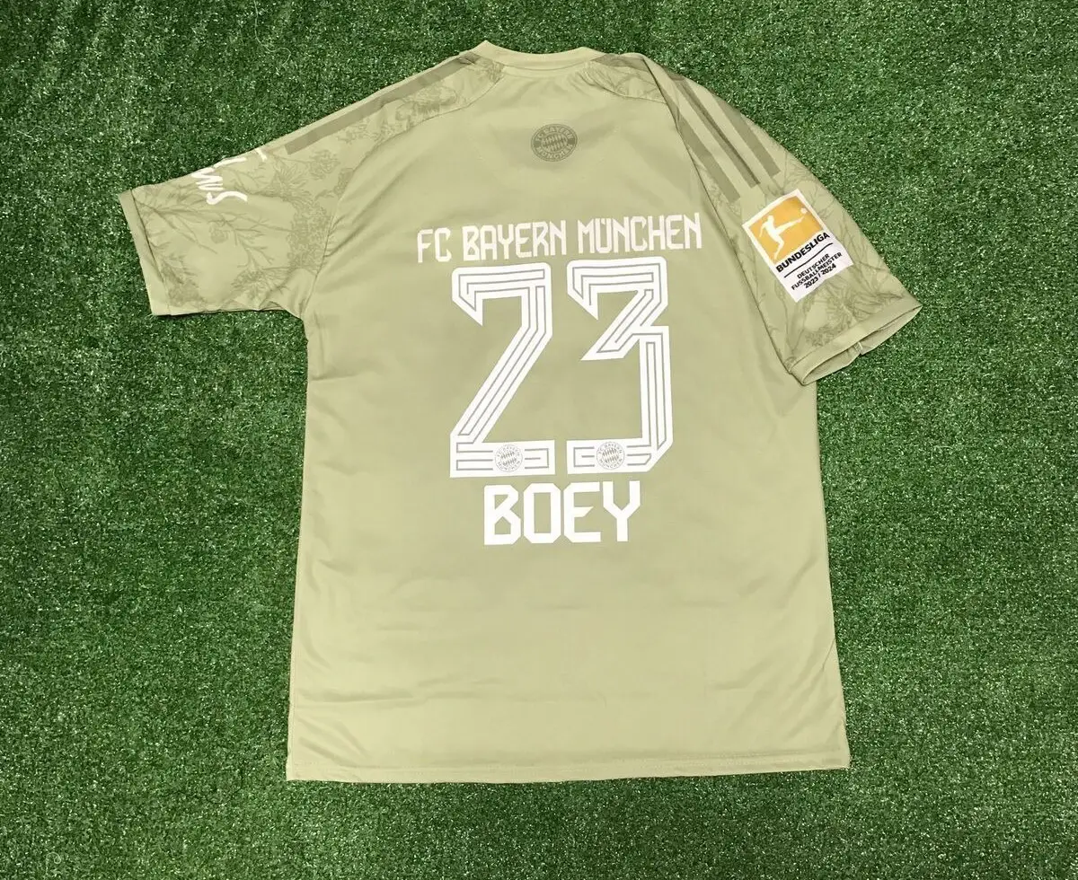 Bayern Münih BOEY Forması