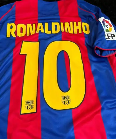 Barcelona RONALDİNHO Forması