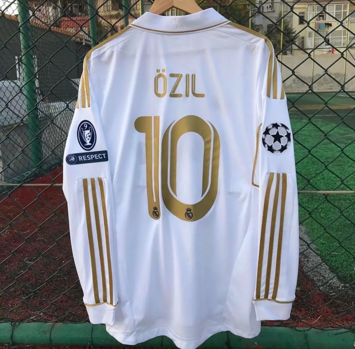 Real Madrid ÖZİL Forması
