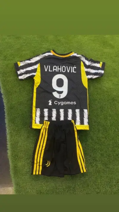 Juventus Çocuk Forması VLAHOVIC