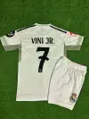 Real Madrid 2025/26 Yeni Sezon Vini jr iç Saha Çocuk Forması 2'li Set