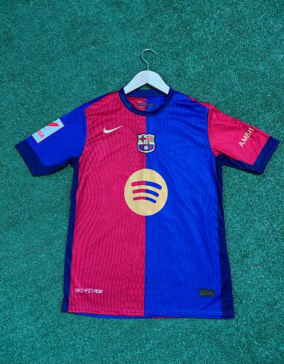 Barcelona Yeni Sezon Ronaldinho Forması (İç Saha)