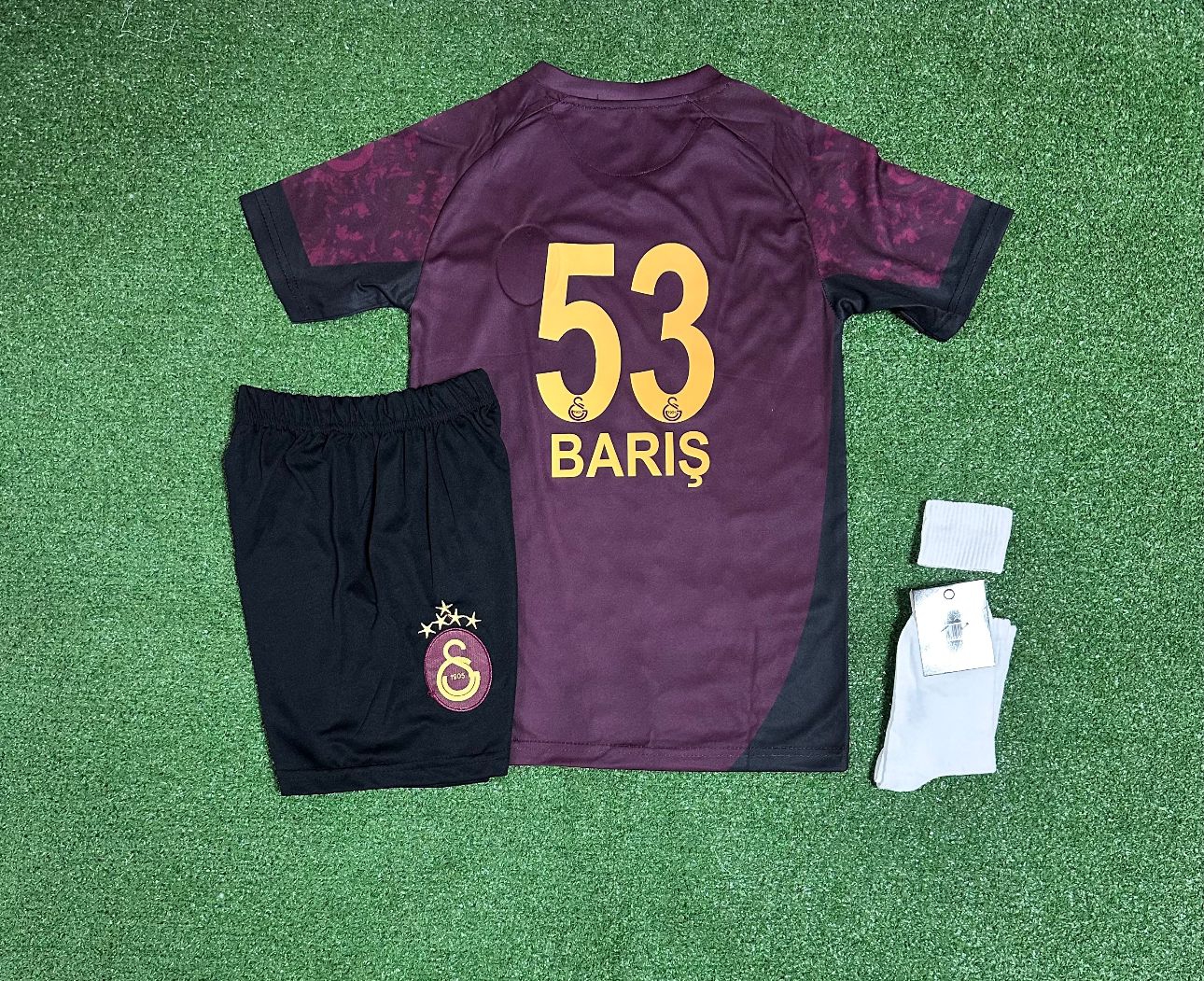 Gâlatâsarây 2025/26  5 Yıldızlı BARIŞ ALPER Deplasman Çocuk Forması 4lü Set
