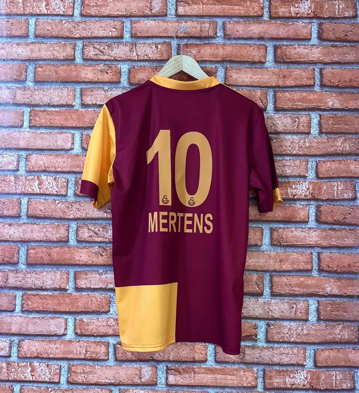 Gâlatâsarây 2025/26  5 Yıldızlı Parçalı. MERTENS   Forması